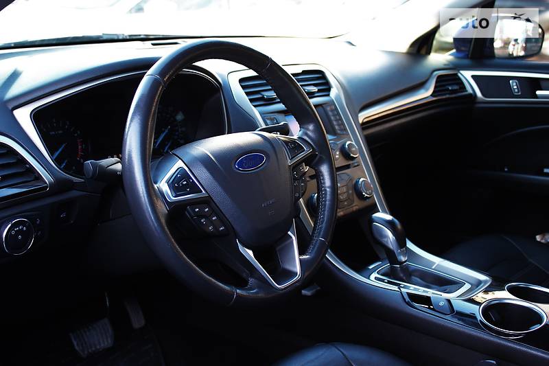 Седан Ford Fusion 2012 в Одесі