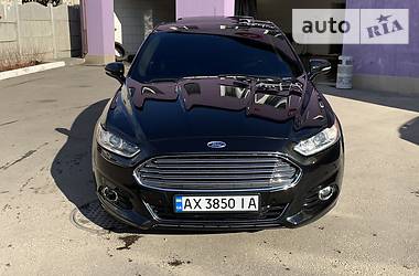 Седан Ford Fusion 2014 в 