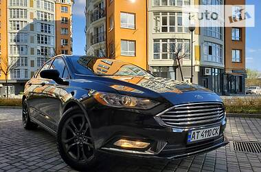 Седан Ford Fusion 2018 в 