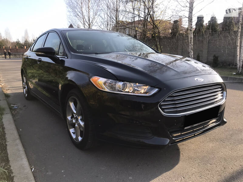 Седан Ford Fusion 2012 в Рівному