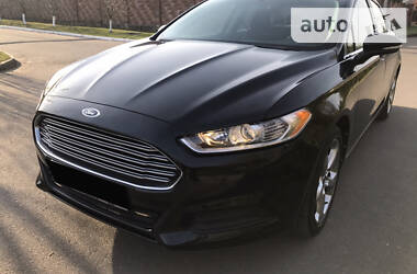 Седан Ford Fusion 2012 в 