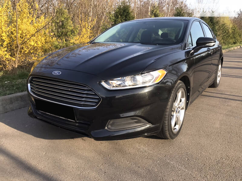 Седан Ford Fusion 2012 в Рівному