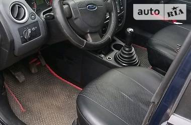 Внедорожник / Кроссовер Ford Fusion 2005 в 