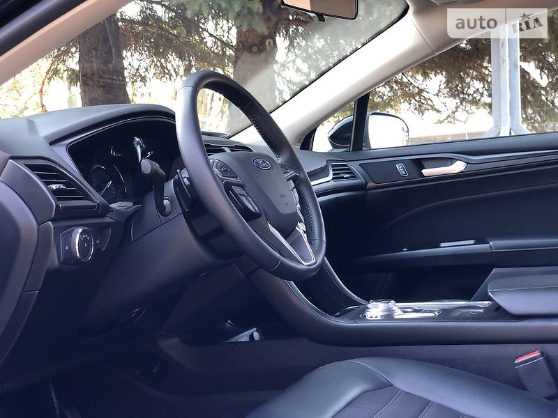 Седан Ford Fusion 2018 в Рівному
