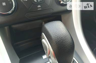 Седан Ford Fusion 2014 в 