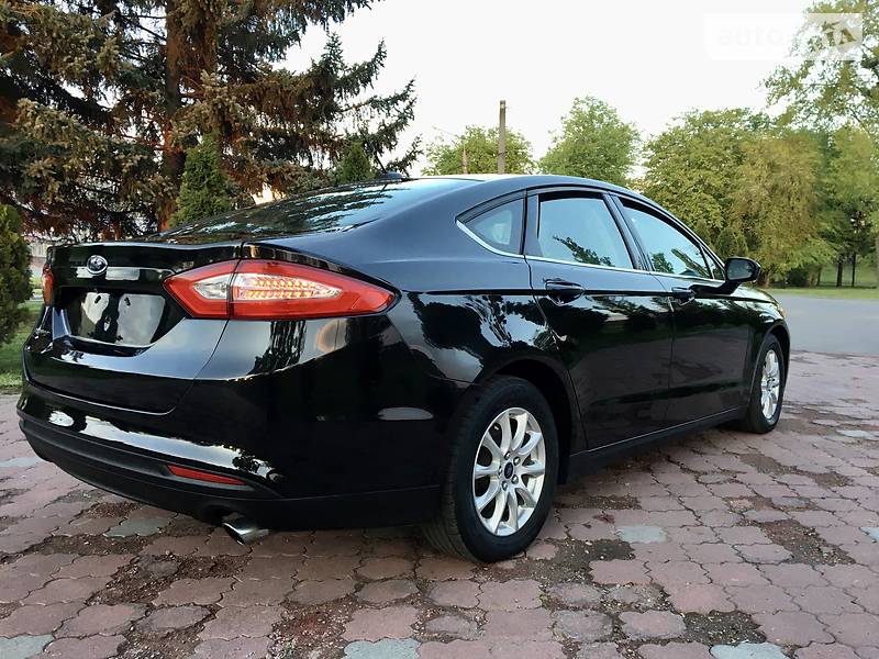 Седан Ford Fusion 2014 в Вінниці