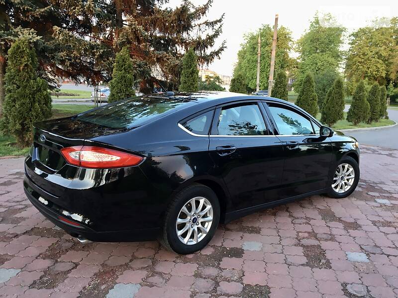 Седан Ford Fusion 2014 в Вінниці