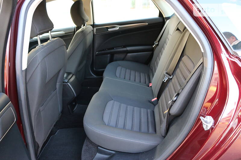 Седан Ford Fusion 2016 в Києві фото 18 Седан Ford Fusion 2016 в Києві