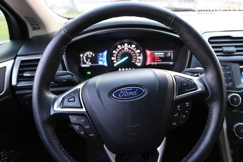 Седан Ford Fusion 2016 в Києві фото 38 Седан Ford Fusion 2016 в Києві