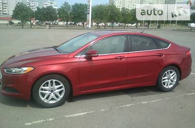 Седан Ford Fusion 2014 в 