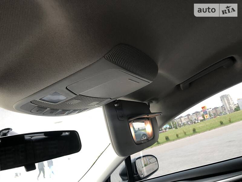 Седан Ford Fusion 2016 в Львові