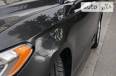 Седан Ford Fusion 2016 в 