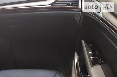 Седан Ford Fusion 2013 в Лохвиці