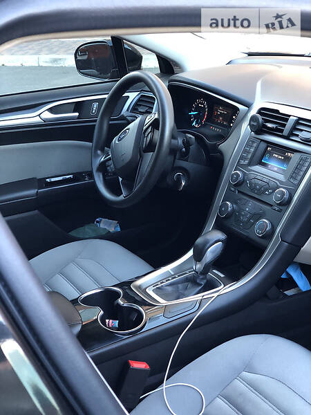 Седан Ford Fusion 2014 в Києві