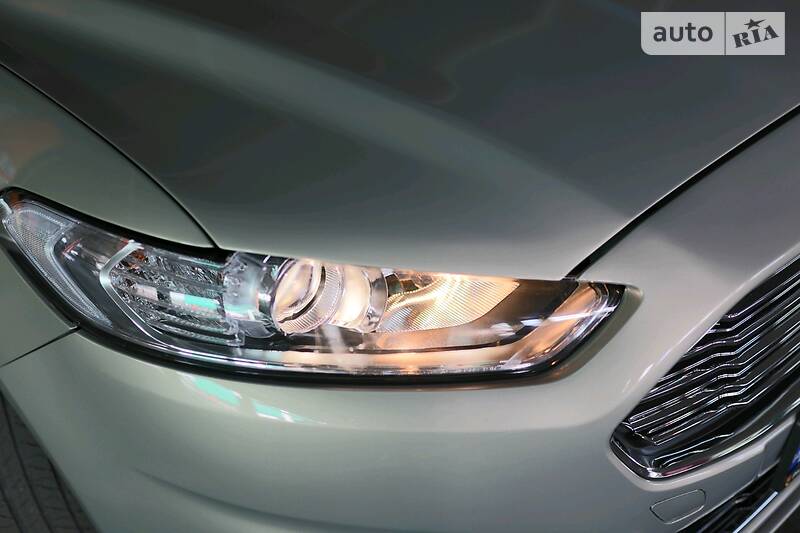 Седан Ford Fusion 2014 в Києві