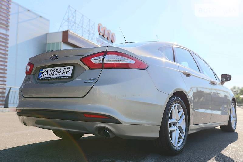 Седан Ford Fusion 2014 в Києві