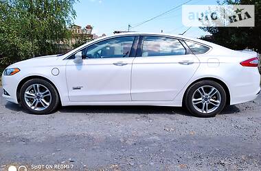 Седан Ford Fusion 2015 в Днепре