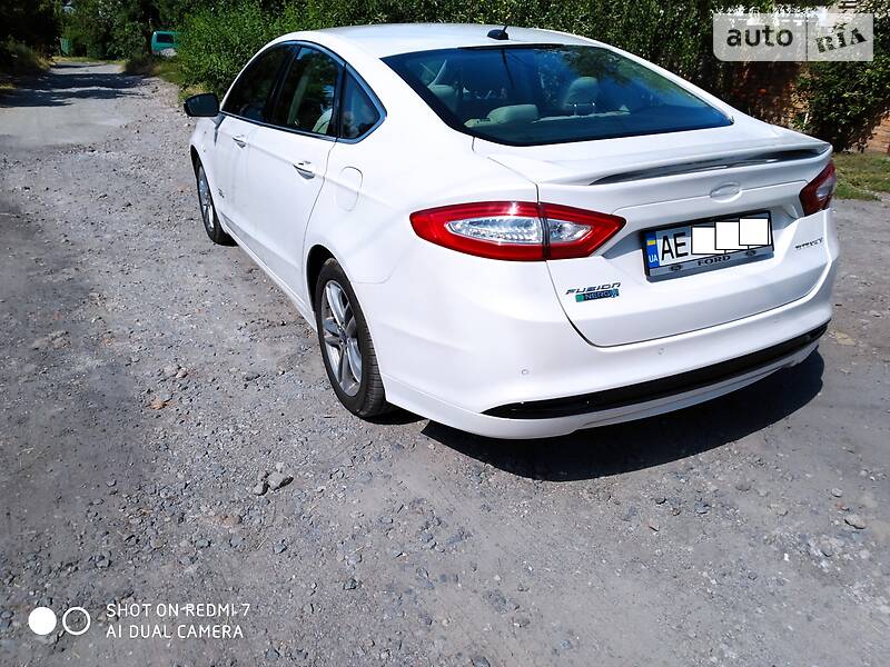 Седан Ford Fusion 2015 в Днепре