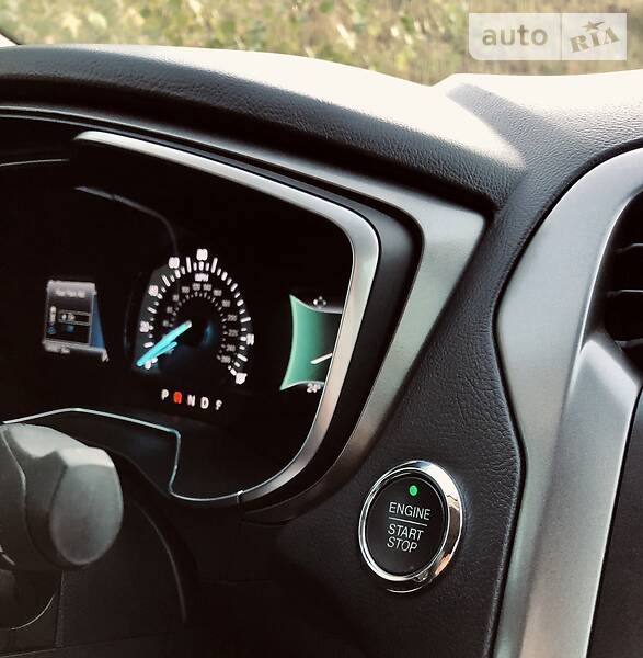 Седан Ford Fusion 2017 в Одесі