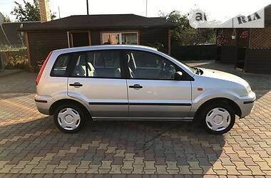 Хэтчбек Ford Fusion 2005 в 