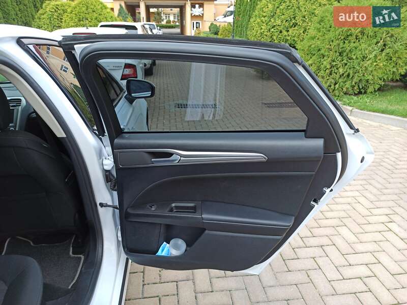 Седан Ford Fusion 2019 в Киеве