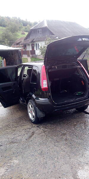 Хэтчбек Ford Fusion 2008 в Воловце