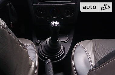 Хетчбек Ford Fusion 2008 в 