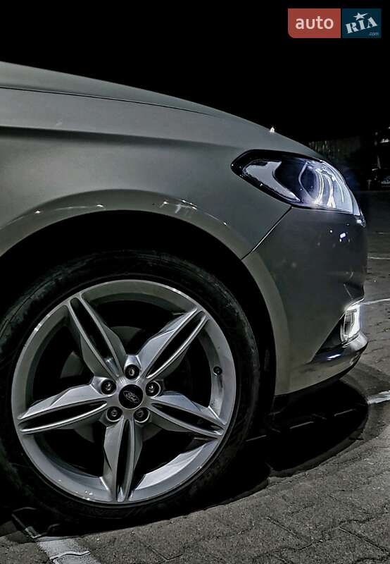 Седан Ford Fusion 2015 в Житомире