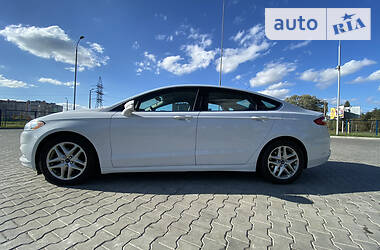 Седан Ford Fusion 2014 в Києві