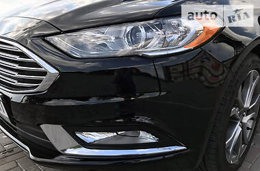 Седан Ford Fusion 2017 в 