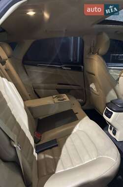 Седан Ford Fusion 2014 в 