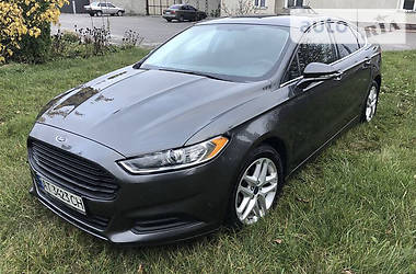 Седан Ford Fusion 2016 в Збараже