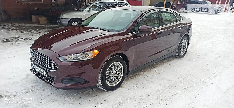 Седан Ford Fusion 2013 в Бахмуте