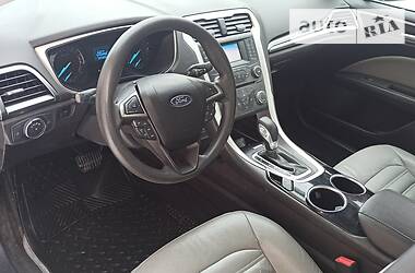 Седан Ford Fusion 2013 в Бахмуте