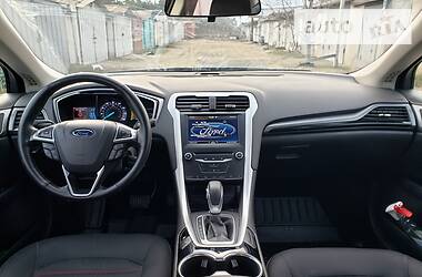 Седан Ford Fusion 2014 в Новой Каховке