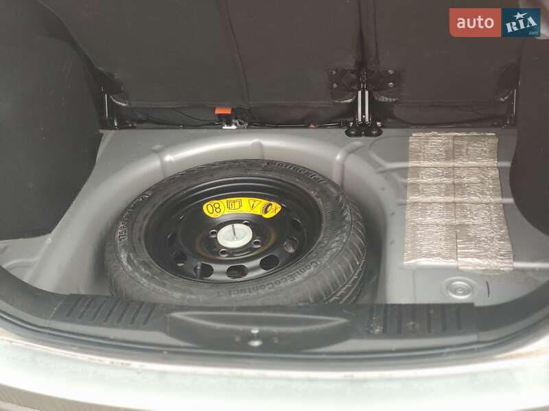 Хетчбек Ford Fusion 2012 в Мукачевому