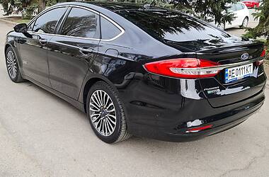 Седан Ford Fusion 2016 в Дніпрі