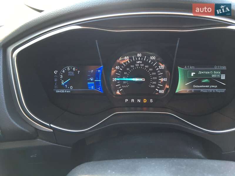 Седан Ford Fusion 2014 в Кременчуці