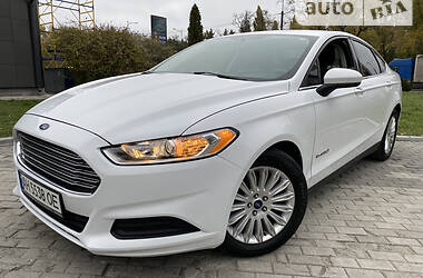 Седан Ford Fusion 2013 в Днепре