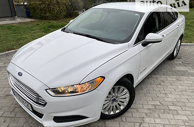 Седан Ford Fusion 2013 в Днепре