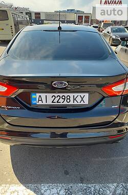 Седан Ford Fusion 2014 в 