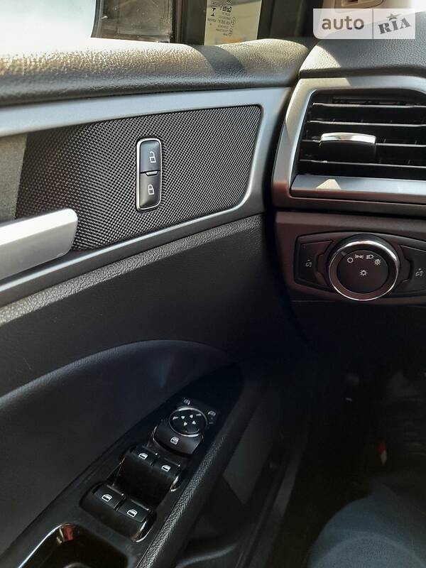 Седан Ford Fusion 2014 в Киеве