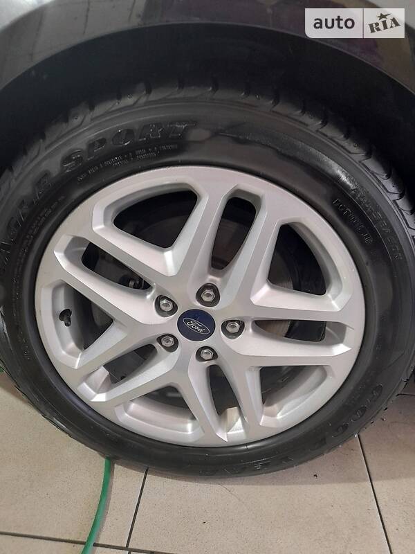 Седан Ford Fusion 2014 в Киеве