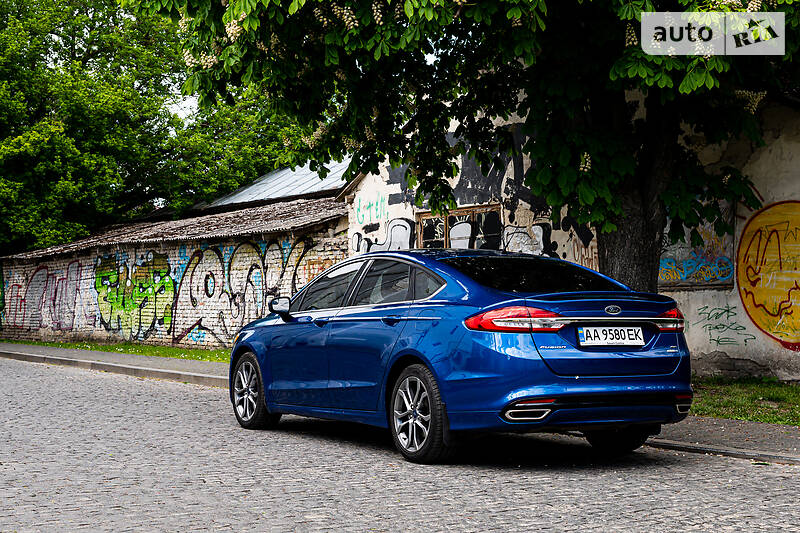 Седан Ford Fusion 2016 в Луцке