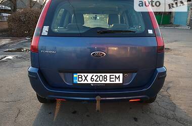 Хэтчбек Ford Fusion 2005 в 