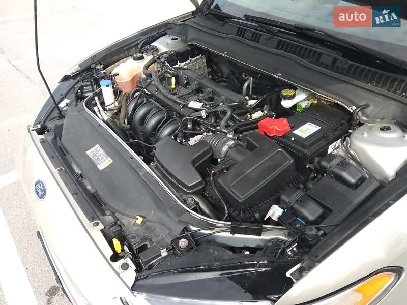 Седан Ford Fusion 2015 в Запорожье