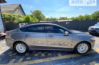 Седан Ford Fusion 2014 в 