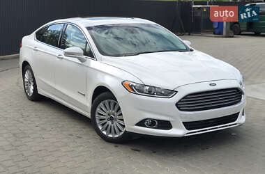 Седан Ford Fusion 2013 в Виноградові
