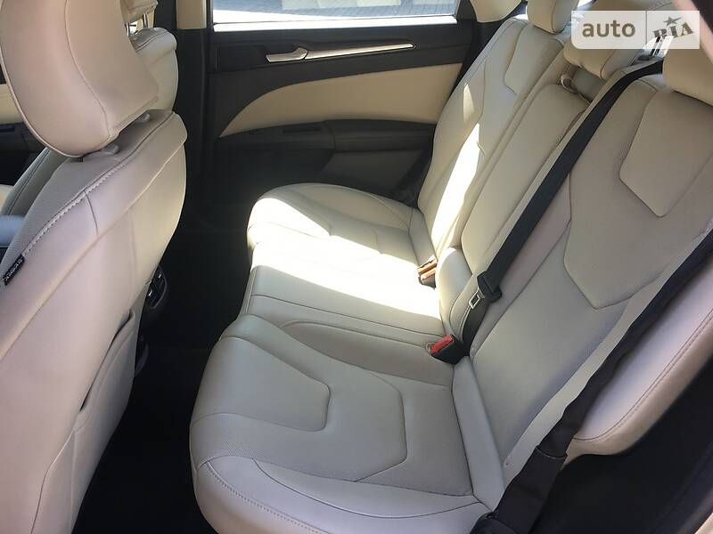 Седан Ford Fusion 2016 в Днепре