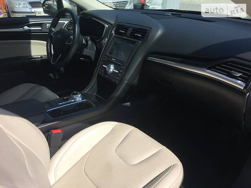 Седан Ford Fusion 2016 в Днепре